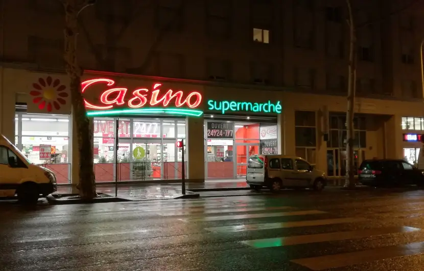  Casino